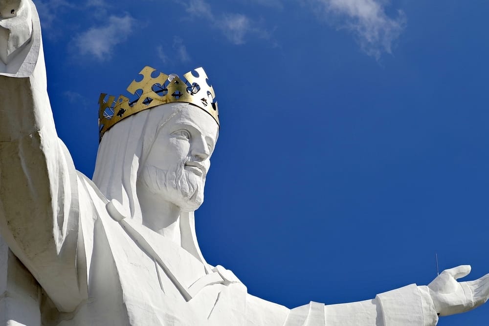 9 Powerful Bible Verses About Leadership (Detailed Reasons)